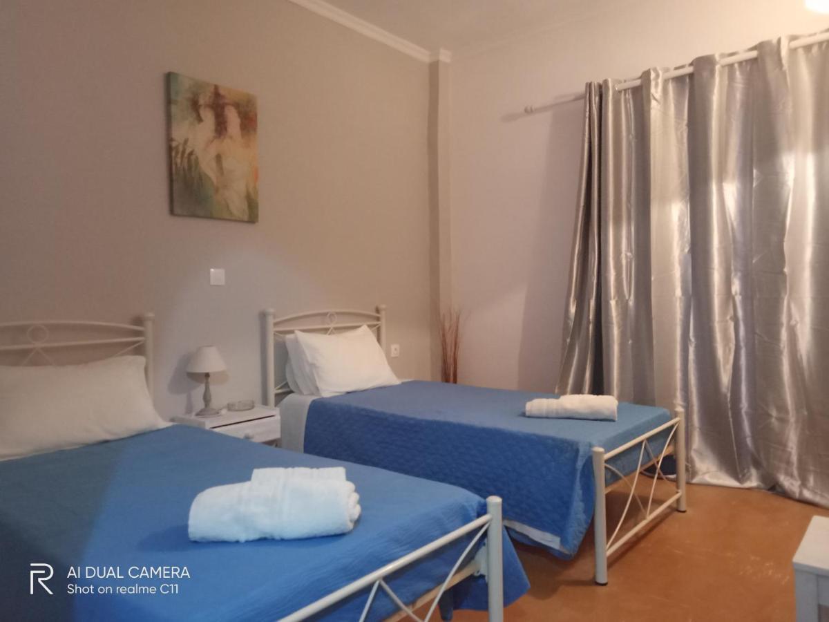 Dimitris Apartments Messongi Meszongí Kültér fotó