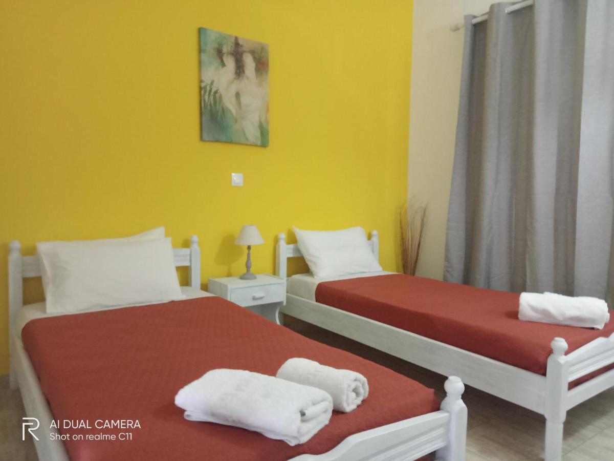 Dimitris Apartments Messongi Meszongí Kültér fotó